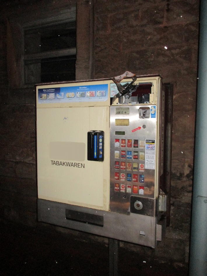 POL-PDPS: Aufbruch Zigarettenautomat