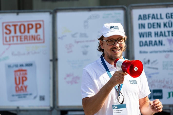 Medienmitteilung: "Raststätte Deitingen Süd: Kein Weiterkommen für Littering"