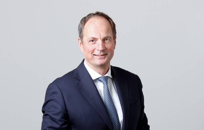Warburg Bank gewinnt Matthias Schellenberg als neuen Partner / Der 56-Jährige leitet ab Dezember die Bereiche Markets and Institutional Banking und Corporate Finance
