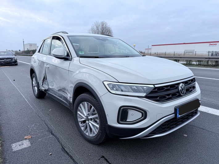 POL-HRO: Zwei leicht Verletzte bei Unfall auf der Autobahn