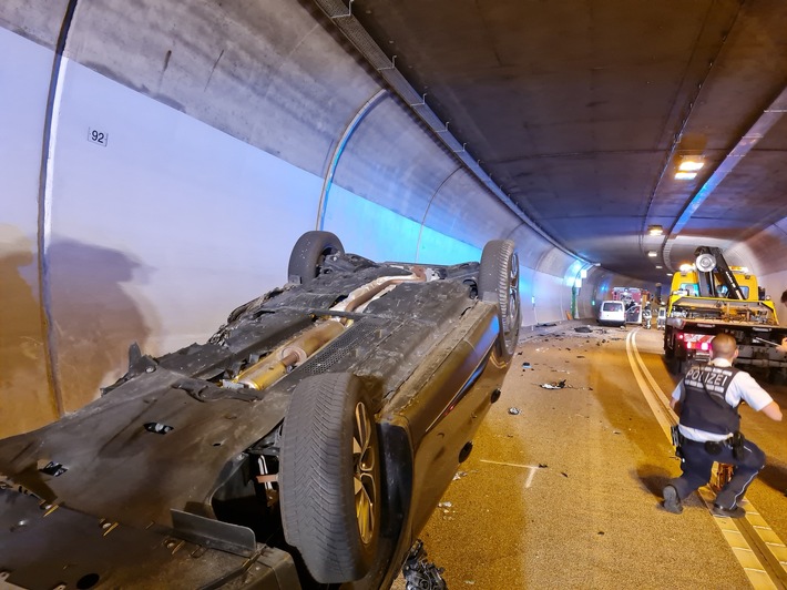 KFV-CW: Verkehrsunfall im Meisterntunnel Bad Wildbad mit 2 Schwerverletzten