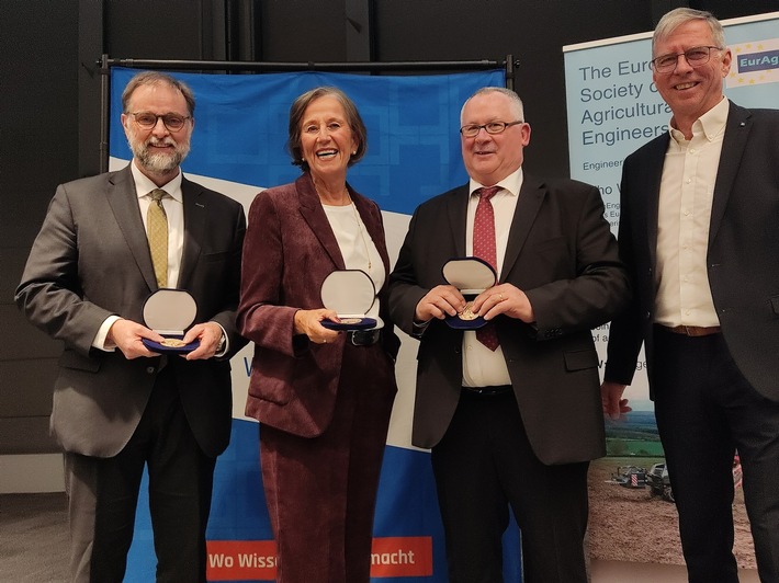 Verdiente Agrartechniker auf Internationaler Tagung LAND.TECHNIK-AgEng geehrt