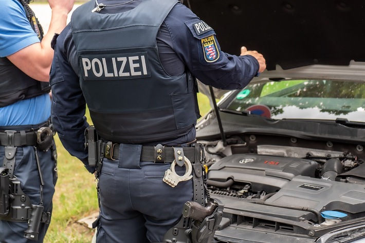 POL-LDK: Erstes zweitägiges Tuningseminar mit Verkehrskontrollen für Polizeibeamtinnen und Polizeibeamte beim Polizeipräsidium Mittelhessen