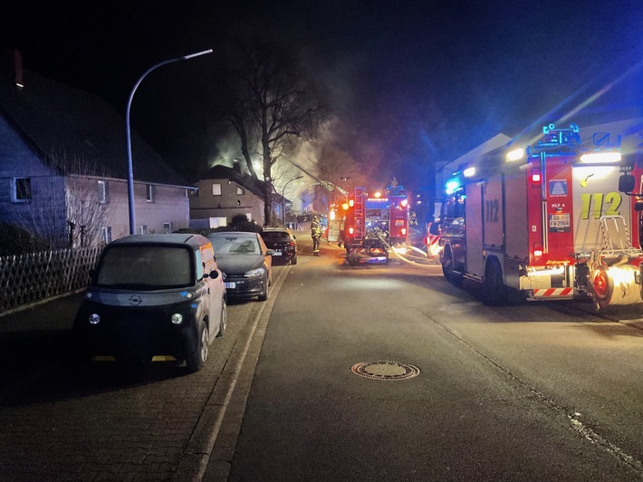 FW-DO: Brechten - Haus in Vollbrand