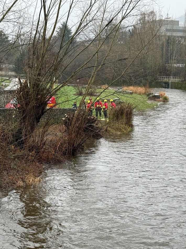 FW-EN: Übung mit Strömungsrettern und 3 Einsätze am Vormittag