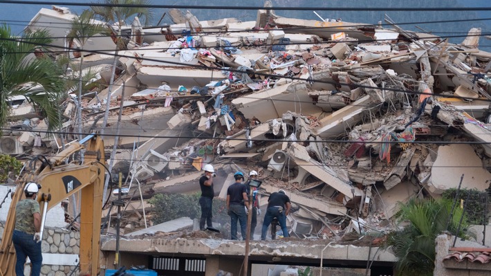 "Unzählige Familien schlafen unter freiem Himmel" / Islamic Relief berichtet aus dem Erdbebengebiet