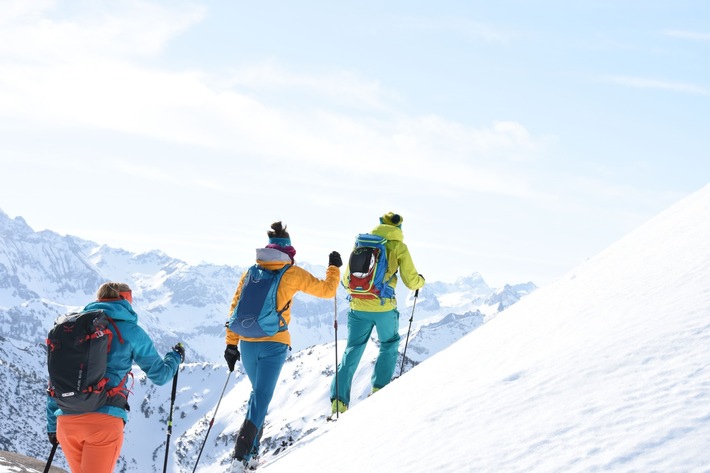 Für mehr Winter-Tourismus im Einklang mit der Natur: „1. ALPIN-Nachhaltigkeitstage“ im März 2023 in Bad Hindelang - Ski-Touren, Vorträge und Workshops – Anmeldung möglich