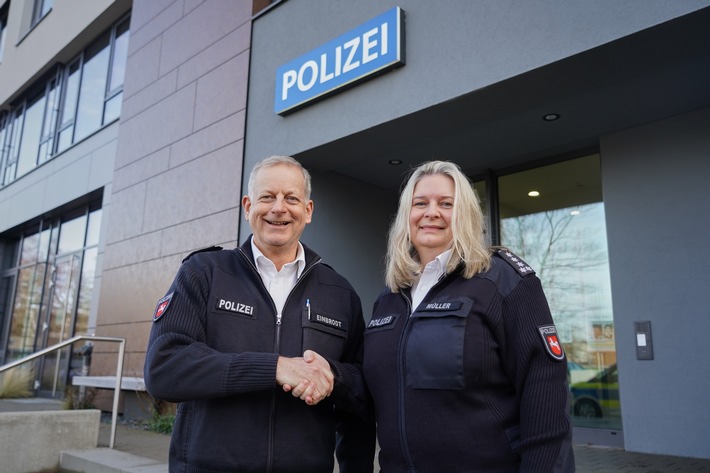 POL-H: Amtswechsel im Polizeikommissariat Laatzen: Roland Einbrodt geht in den Ruhestand - Kerstin Müller übernimmt die Leitung