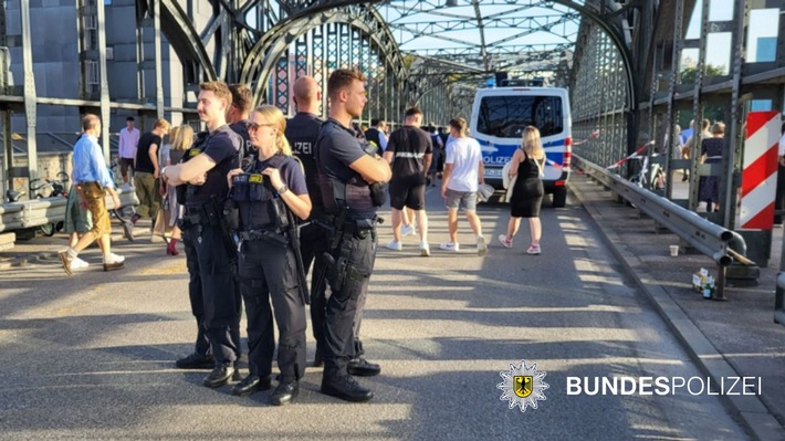 Bundespolizeidirektion München: Vermehrte Wiesn-Einsätze für die Bundespolizei wegen Gewalttaten