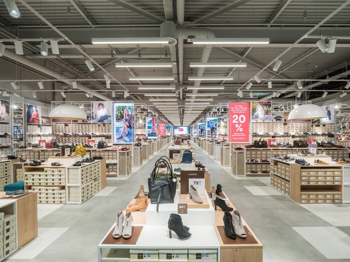 Vögele Shoes eröffnet nach Umbau neuen Store in Uzwil
