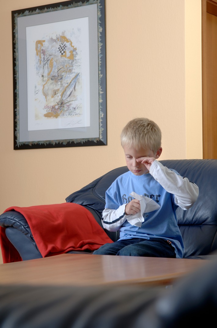 Feuchtigkeit in der Wohnung macht Kinder krank / Gezielte Sanierung schützt Gesundheit