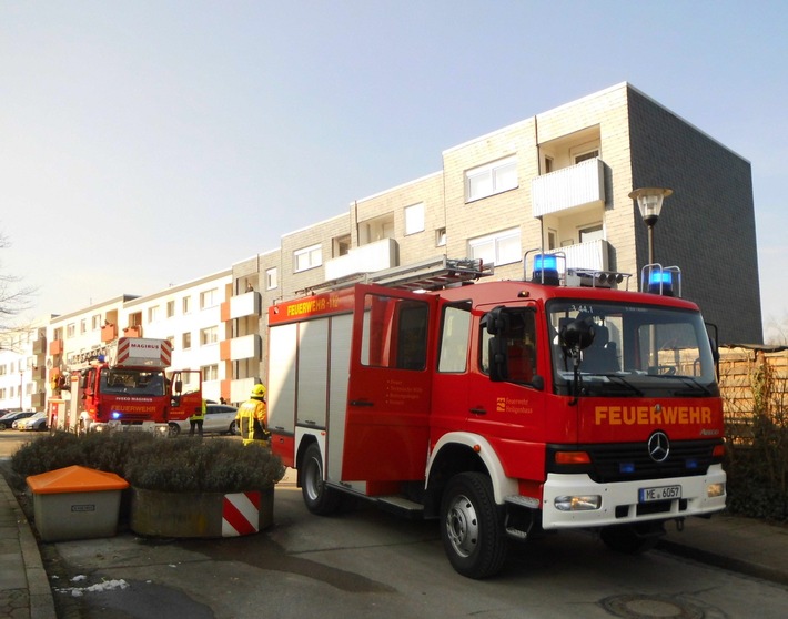 FW-Heiligenhaus: Heißer Stuhl führte zu Zimmerbrand (Meldung 6/2016)