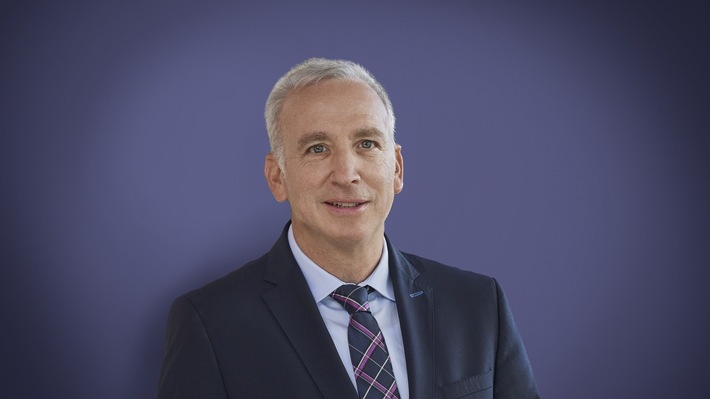 Mario Slunitschek in den Vorstand der EDEKA ZENTRALE Stiftung & Co. KG berufen