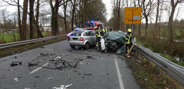 POL-CUX: Schwerer Verkehrsunfall auf der B71 - Ergänzung zur Pressemeldung von 11:35 Uhr (Lichtbilder in der Anlage)