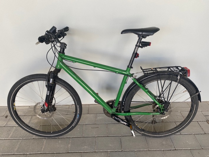 POL-PDLD: Landau - Erst Fahrrad und dann Handtasche geklaut, Eigentümer gesucht