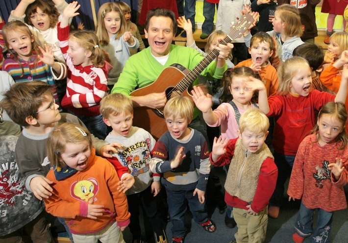 Detlev Jöcker erneut erfolgreichster Kinderliedermacher