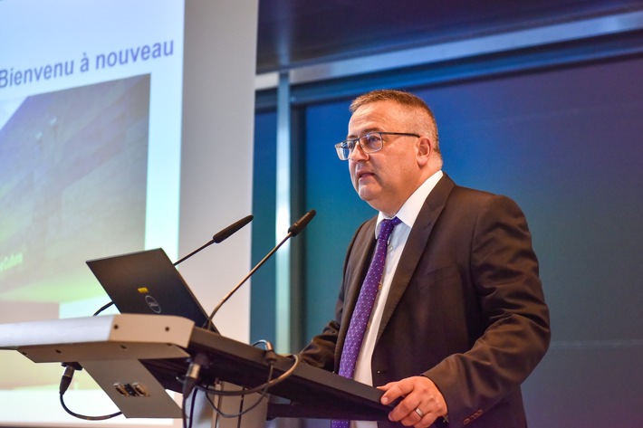 Revised: 103. nationale Delegiertenversammlung des Schweizerischen Bankpersonalverbandes