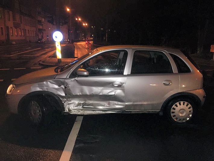 POL-PPWP: Kaiserslautern: Ampel aus - Vorfahrt missachtet