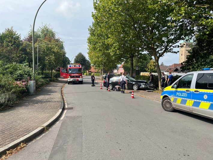 POL-COE: Rosendahl, Osterwick, Droste-Hülshoff-Weg/Spektakulärer Unfall endet glimpflich