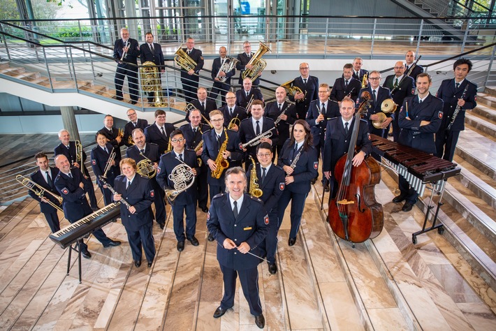 POL-GOE: Mit Musik helfen - 110 Jahre Polizeimusik aus Hannover