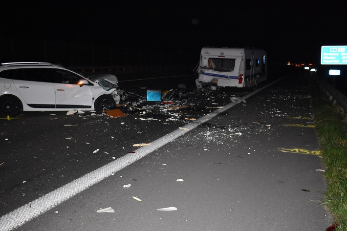 POL-OS: Bramsche/Wallenhorst: Zwei Unfälle im Stau auf A1 - Alkoholisierter Autofahrer flüchtet durch Rettungsgasse