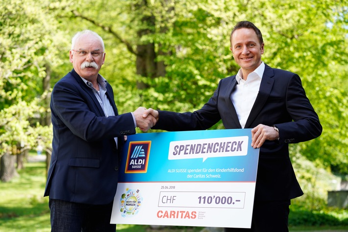 Ensemble contre la pauvreté des enfants: ALDI SUISSE fait un don de 110