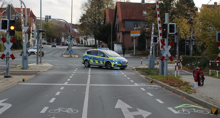 POL-MI: Radfahrerin bei Unfall verletzt