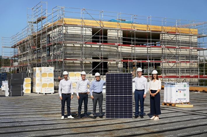 Plus de suissitude pour l&#039;industrie solaire suisse: Helion Energy et Meyer Burger concluent un partenariat stratégique