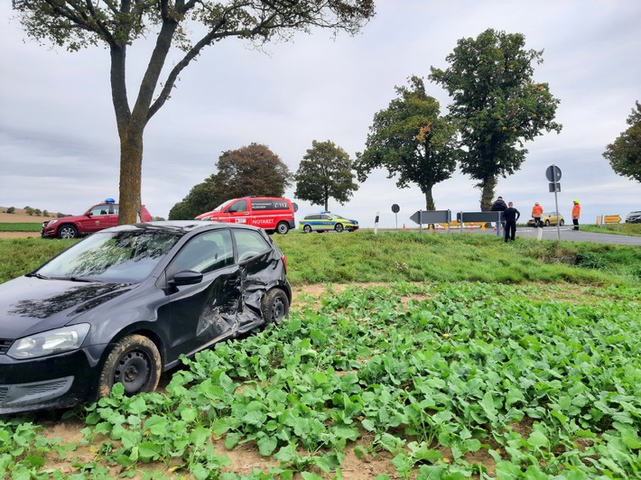 POL-HI: Vorfahrtverstoß am Upstedter Kreuz führt zu drei Leichtverletzten