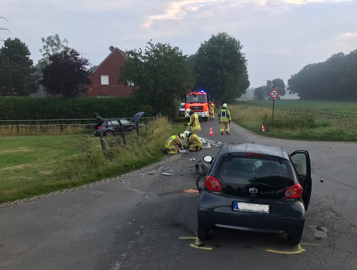 FW-BOT: Verkehrsunfall in Kirchhellen mit 5 Verletzten