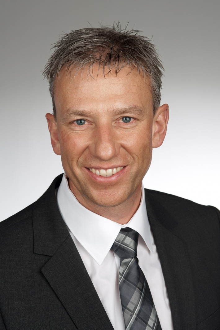 Rico Fallegger - nouveau directeur de Miele Suisse / Le successeur du Dr Reto Bazzi entre en fonction le 1er mars 2011