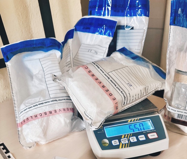 POL-NB: Kokain und Amphetamin im Wert von 150.000 Euro