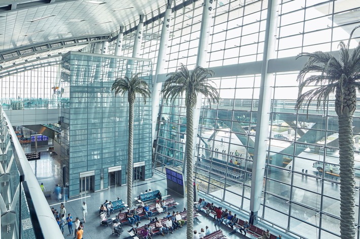 thyssenkrupp Airport Solutions erhält am Hamad International Airport in Doha den bedeutendsten Wartungsvertrag seiner Geschichte