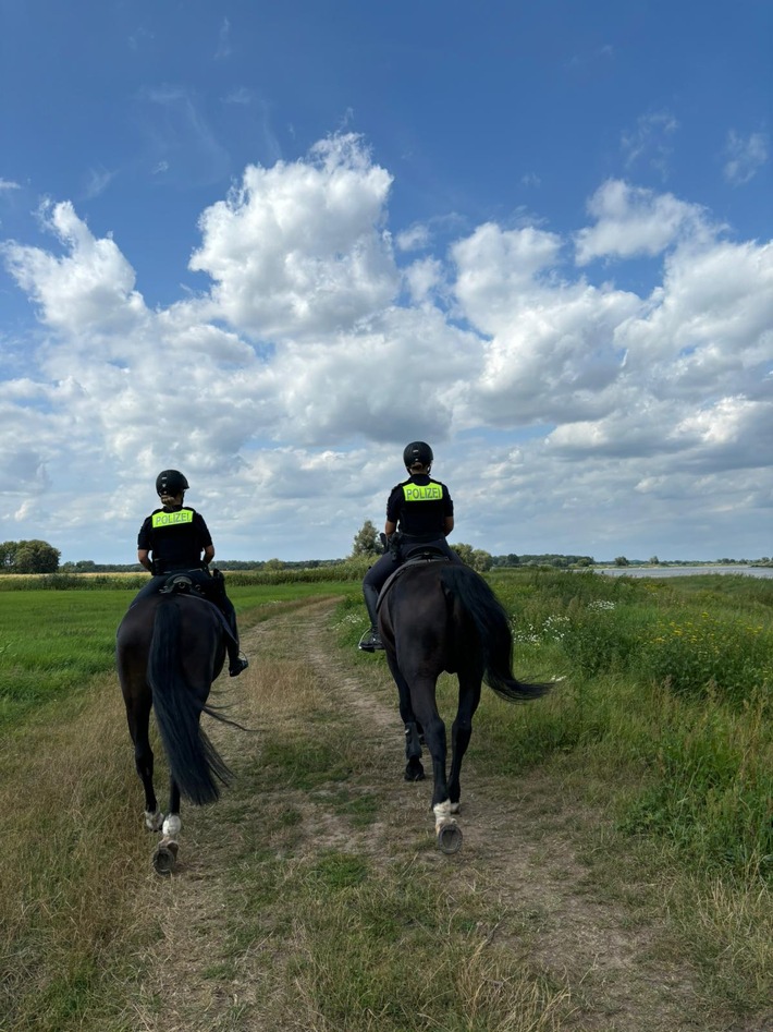 POL-LG: ++ Elbe-Action-Day - "Im Einsatz für die Natur" ++ Konzentrierte Kontrollen von Polizei, WSP, Polizeireitern und Rangern aus Nds. und MV im Biosphärenreservat Nds. Elbtalaue ++ Verstöße geahndet ++