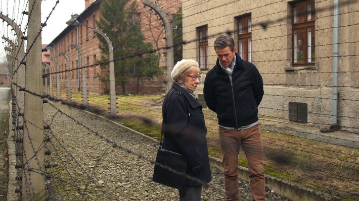 ZDF-Dokumentation "Du sollst leben!" / Holocaust-Überlebende im Gespräch mit Markus Lanz (FOTO)