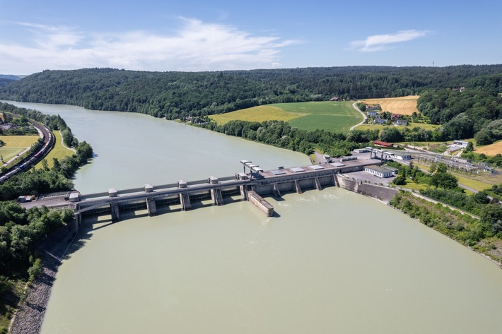 Grüner Strom für WACKER Chemie aus bayrischer Wasserkraft von VERBUND
