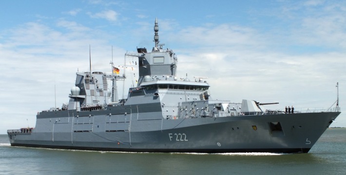 Deutsche Marine leitet neue Ära ein - Fregatte &quot;Baden - Württemberg&quot; wird Teil der Flotte