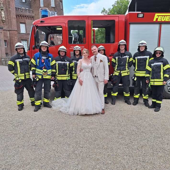 FW-KLE: Feueralarm bei der Hochzeit - ein Funken Romantik mit echtem Einsatz