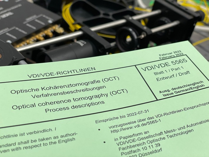 Technisches Regelwerk vermittelt Wissen und fördert Vertrauen in Optische Kohärenztomographie