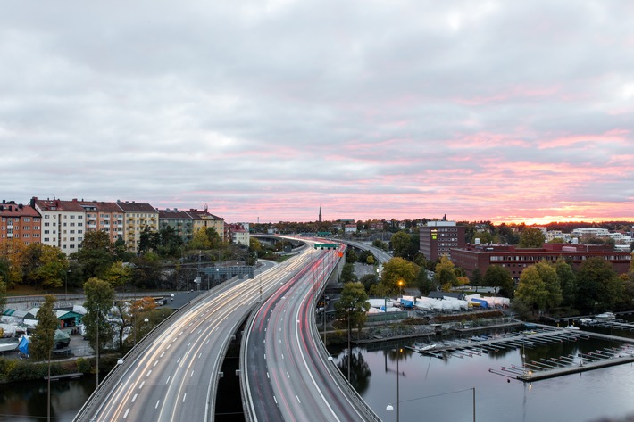 Die Pkw-Maut kommt, aber wie wird sie umgesetzt? - Fahrzeuge werden mit veralteten Methoden erfasst