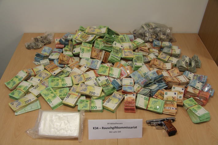 Mittelhessen: Gemeinsame Presseinformation der Staatsanwaltschaft Wetzlar und des Polizeipräsidiums Mittelhessen - Drogendealer in Untersuchungshaft