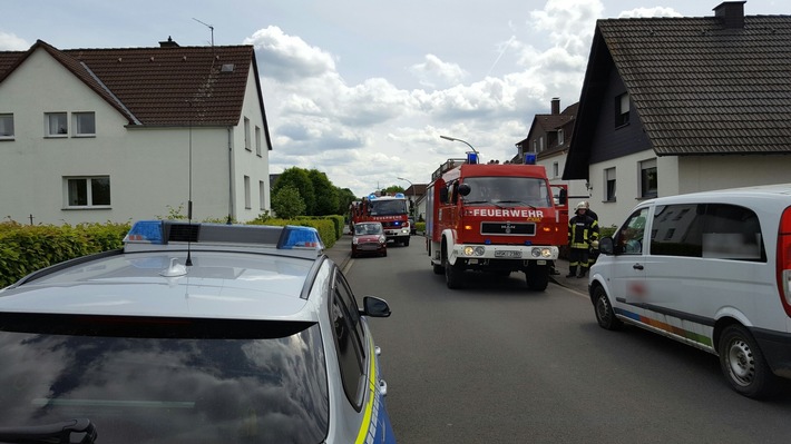 FW-AR: Carportdach in Bruchhausen eingestürzt