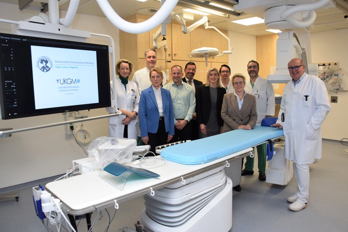 Universitätsklinikum Marburg setzt neue Maßstäbe in der Herzmedizin / Modernste Herzkatheter-Technologie für höchste Präzision, Sicherheit und Patientennutzen