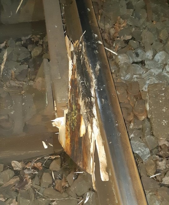 BPOL NRW: Holzbalken in der Weiche - Bundespolizei ermittelt wegen gefährlichem Eingriff in den Bahnverkehr