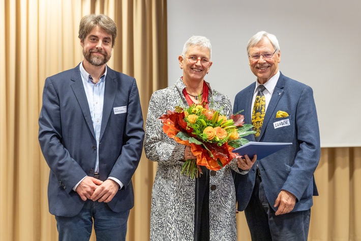 „Die nächsten 50 Jahre beginnen jetzt“: Hochschule Bremerhaven feiert mit Freund:innen runden Geburtstag