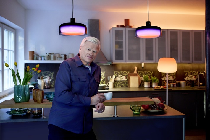 Welttorhüter Oliver Kahn und Govee bringen präzises Smart Lighting zu deutschen Fußballfans