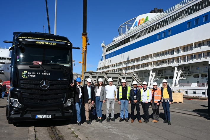 AIDA Pressemeldung: Gemeinsam mit starken Partnern: AIDA Cruises spendet 4.700 Möbel für soziale Einrichtungen