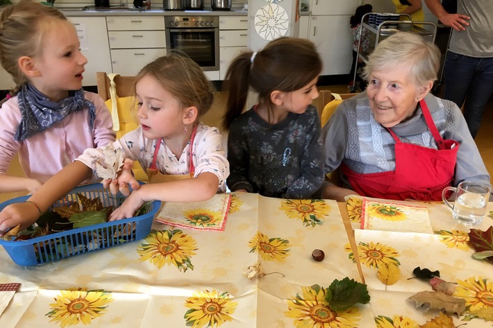 Kindergarten und Seniorenheim: "plan b" im ZDF  über verbindende Ideen (FOTO)