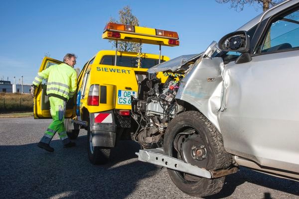POL-REK: Zwei Schwerverletzte nach Verkehrsunfall - Bergheim