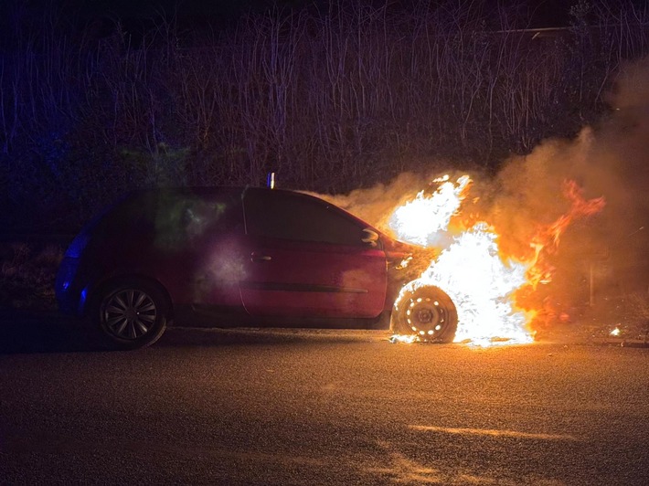 FFW Bergen: PKW Brand